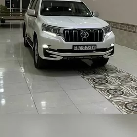 Toyota Land Cruiser Prado 2021