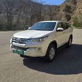 Toyota Fortuner 2017