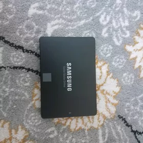 Noutbuk Samsung ssd