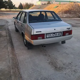 Lada 21099 2004