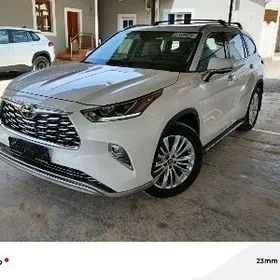Toyota Highlander 2023