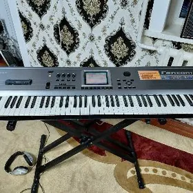 Roland Fantom FA 76
