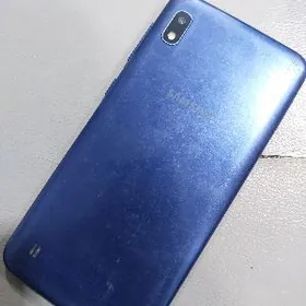 Samsung A10