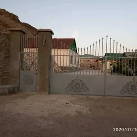 Дом с большой территории от хо