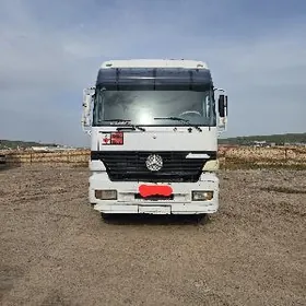 Mercedes-Benz ACTROS 3331 1998