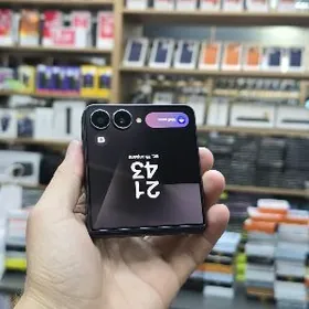 GALAXY Z FLIP 7