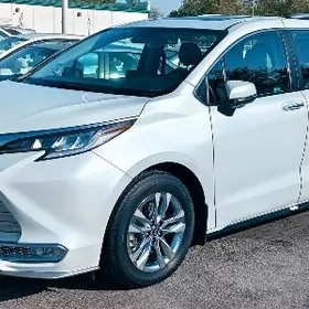 Toyota Sienna 2023
