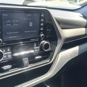 Toyota Highlander 2020