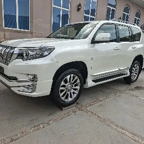 Toyota Land Cruiser Prado 2024