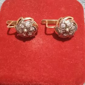 Золотые серьги