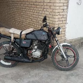 Jawa 300 2023