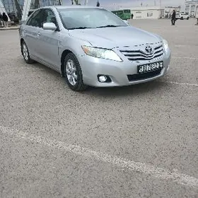Toyota Camry 2010