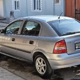 Opel Astra 2002
