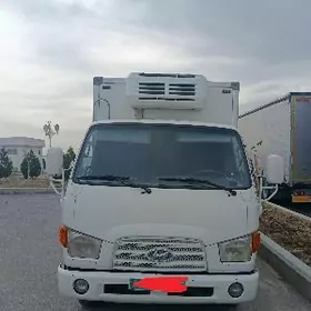 Mitsubishi Canter 2014