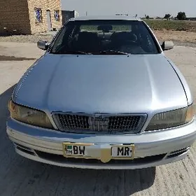 Nissan Maxima 1995
