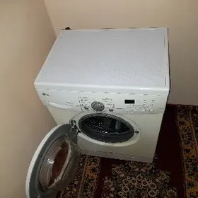 кир машын LG