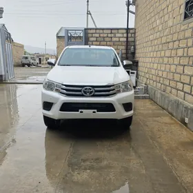 Toyota Hilux 2020