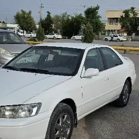 Toyota Camry 2000
