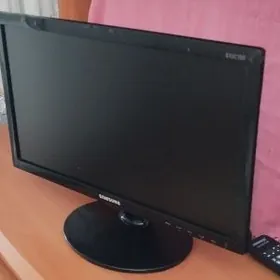 SAMSUNG  МАНИТОР 19