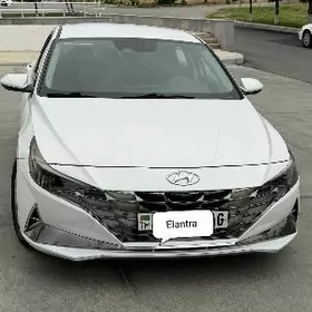 Hyundai Elantra 2021