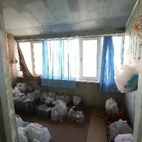 1 комнат 2 нжи этаж керпичный