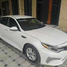Kia Optima 2020