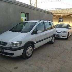Opel Zafira 2003