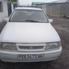 Opel Vectra 1990