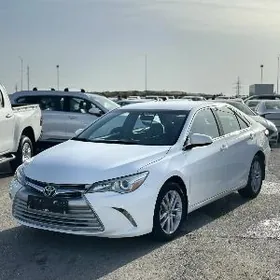 Toyota Camry 2015