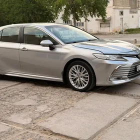 Toyota Camry 2022