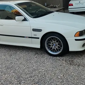 BMW E39 2001
