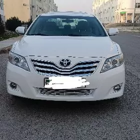 Toyota Camry 2010