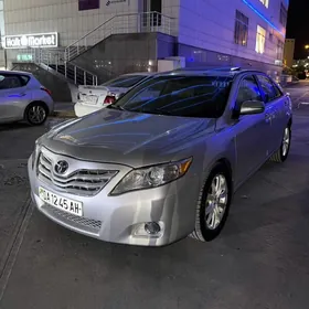 Toyota Camry 2010
