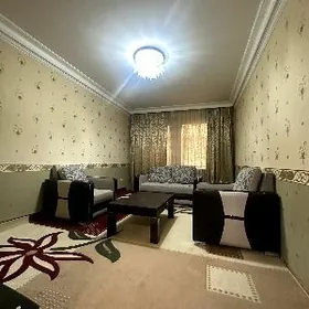 Мир 6.1 этаж. 3 комнаты.