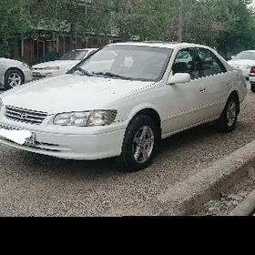 Toyota Camry 1998