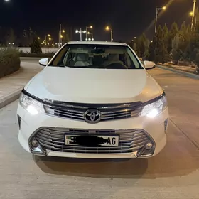 Toyota Camry 2016