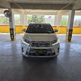 Toyota Highlander 2017