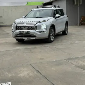 Mitsubishi Outlander 2022