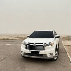 Toyota Highlander 2016