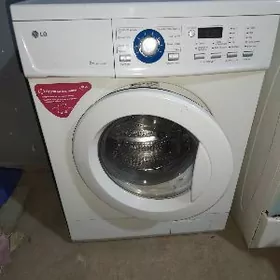 Стиральная машина LG