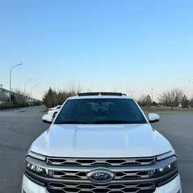 Ford Expedition 2023