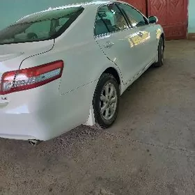 Toyota Camry 2010