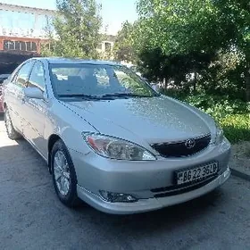 Toyota Camry 2003