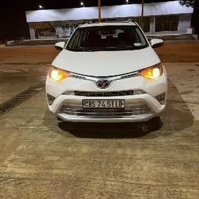 Toyota RAV4 2017
