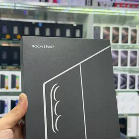 Samsung Z Fold 7. 12/256gb