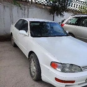 Toyota Camry 1992
