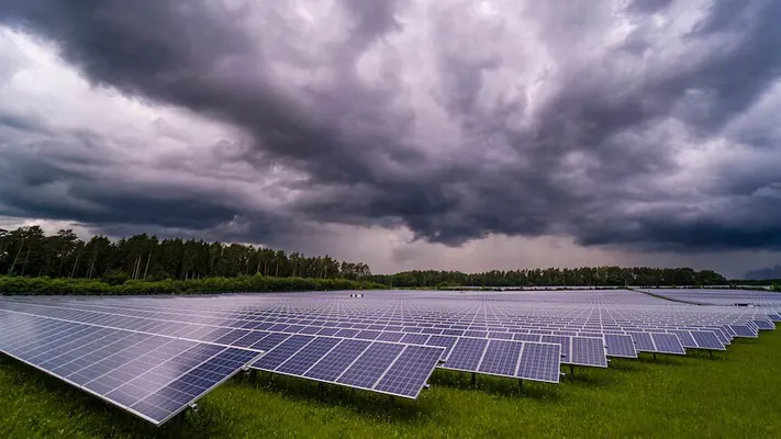 Klimatologlar uly Gün energiýasy stansiýalarynyň ýagşyň ýagmagyna sebäp bolup biljekdigini anykladylar
