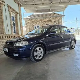 Opel Astra 2000