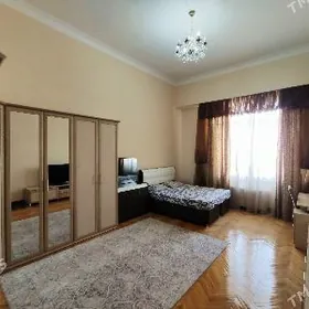 Lenin elitka 4 Komnat