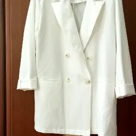 Пиджаки М размер